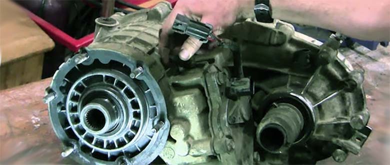 8 Most Common Symptoms of a Bad Transfer Case